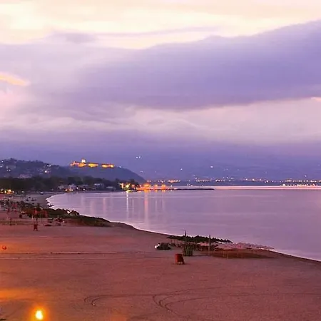 Filoxenia Apartahotel
