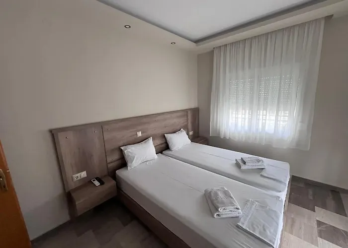 Filoxenia Aparthotel Néoi Póroi